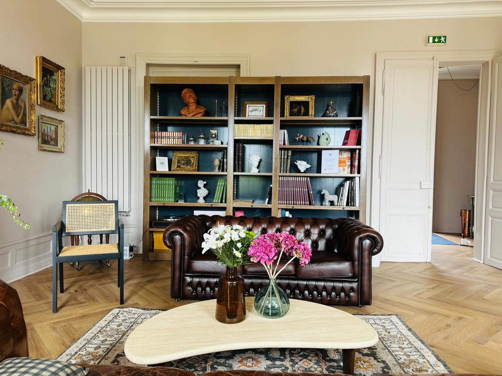 Chambres D'Hote - Maison Des Ecrivains - 50 M De La Cathedrale Et Place Des Jacobins ルマン エクステリア 写真