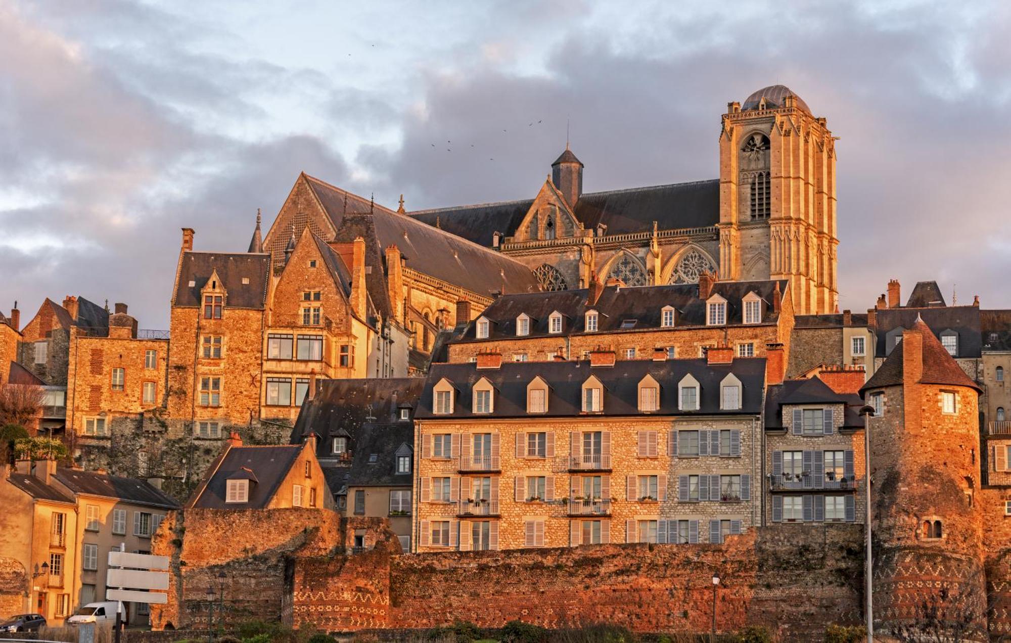 Chambres D'Hote - Maison Des Ecrivains - 50 M De La Cathedrale Et Place Des Jacobins ルマン エクステリア 写真
