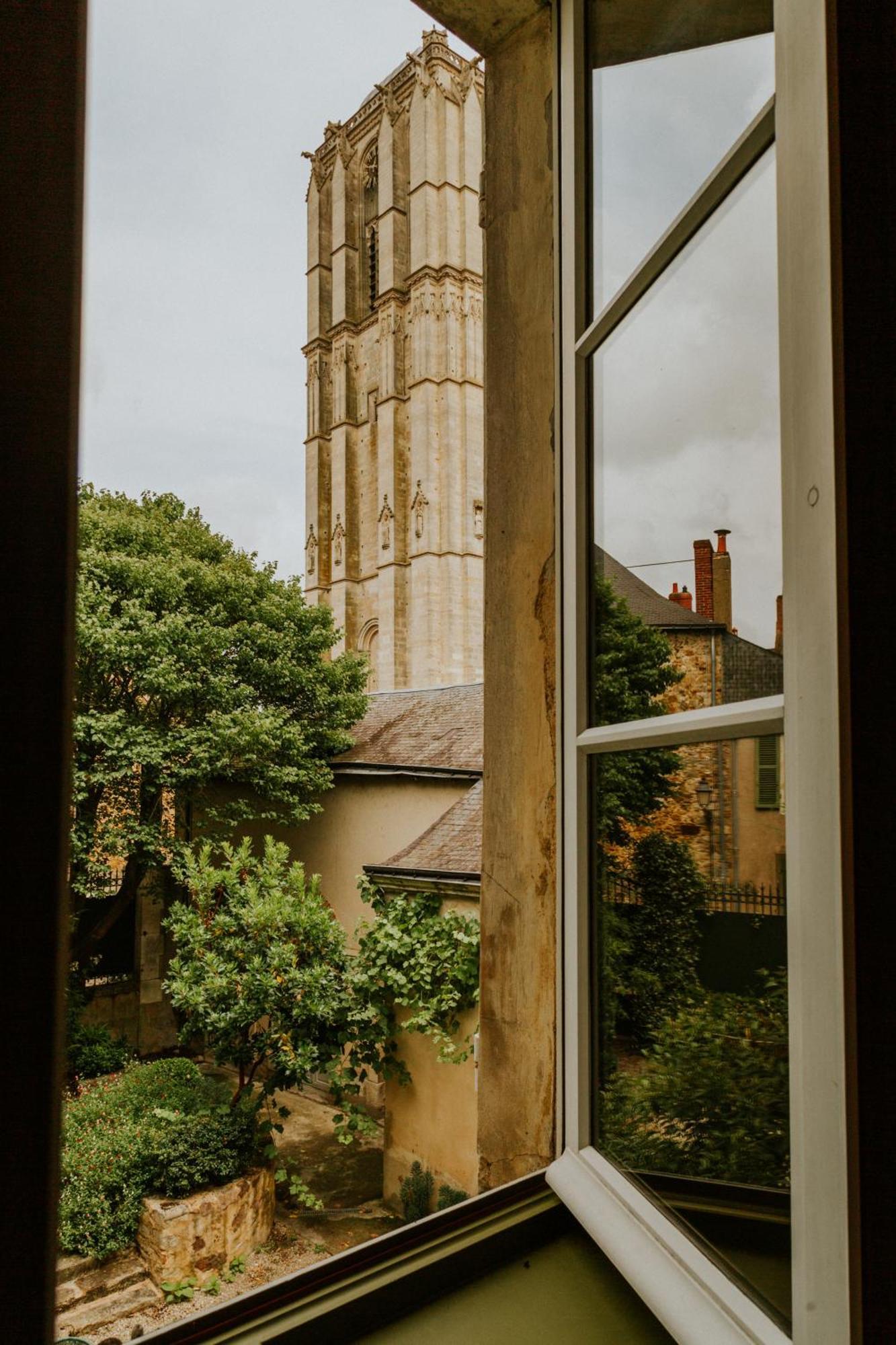 Chambres D'Hote - Maison Des Ecrivains - 50 M De La Cathedrale Et Place Des Jacobins ルマン エクステリア 写真